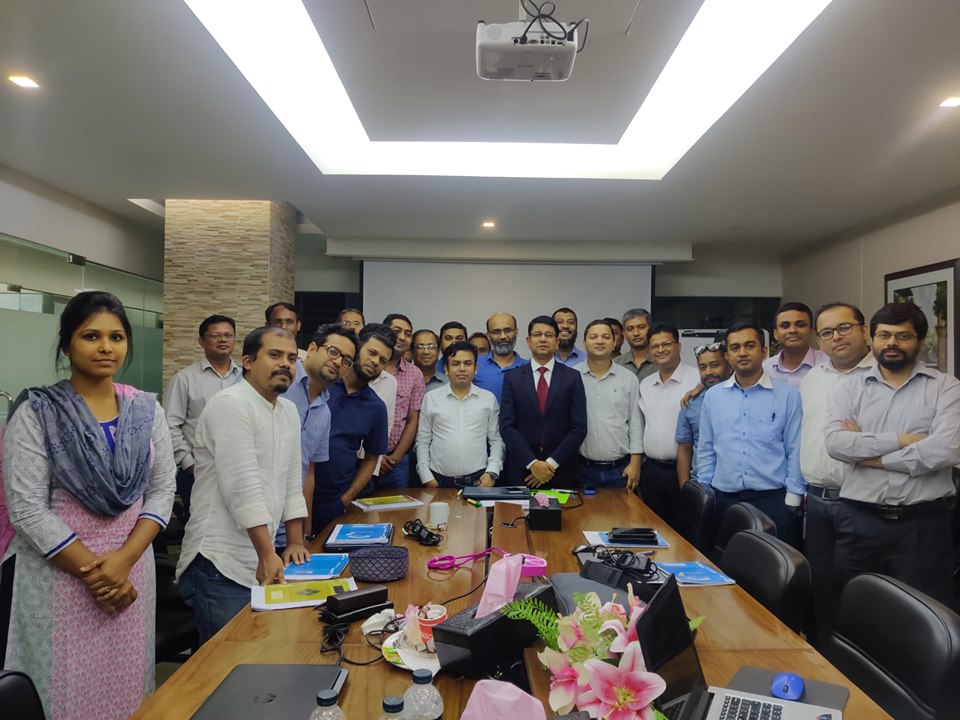 2 days long Lab Session on KPI Selection Workshop for Fiber@Home Ltd., the largest nationwide optical fibre-based Transmission Backbone of the country